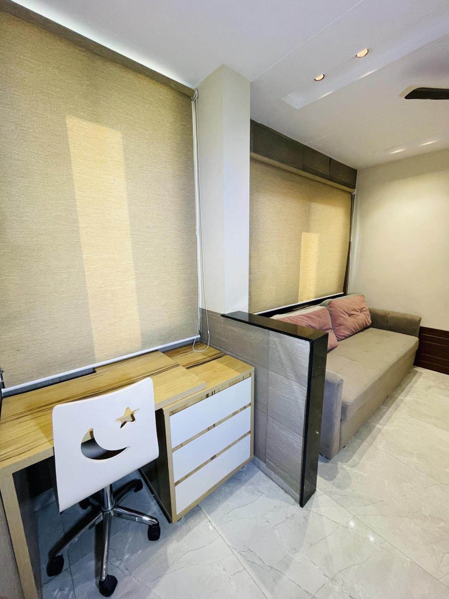 Stayez Studio Apartments Indore Extérieur photo