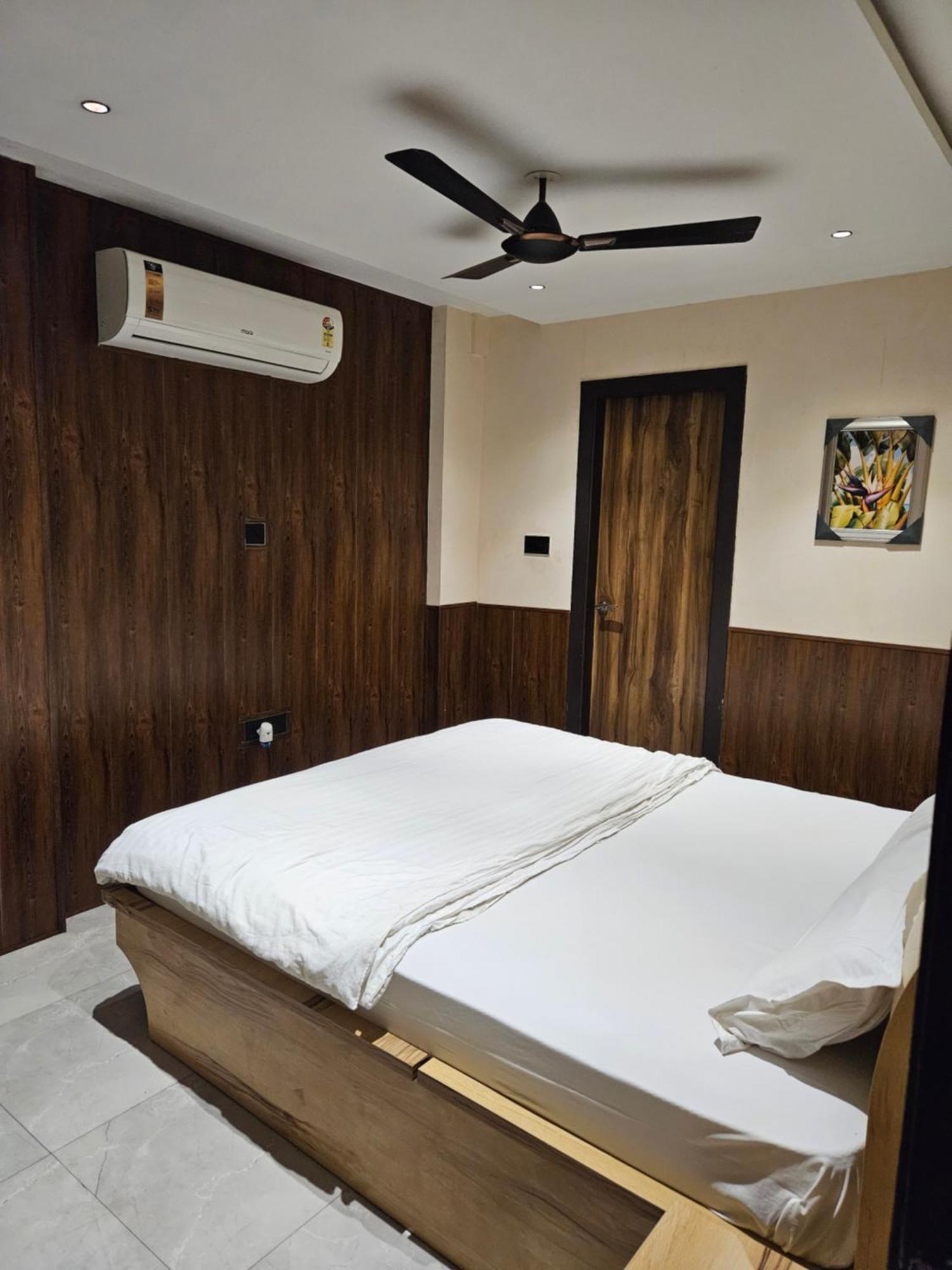 Stayez Studio Apartments Indore Extérieur photo