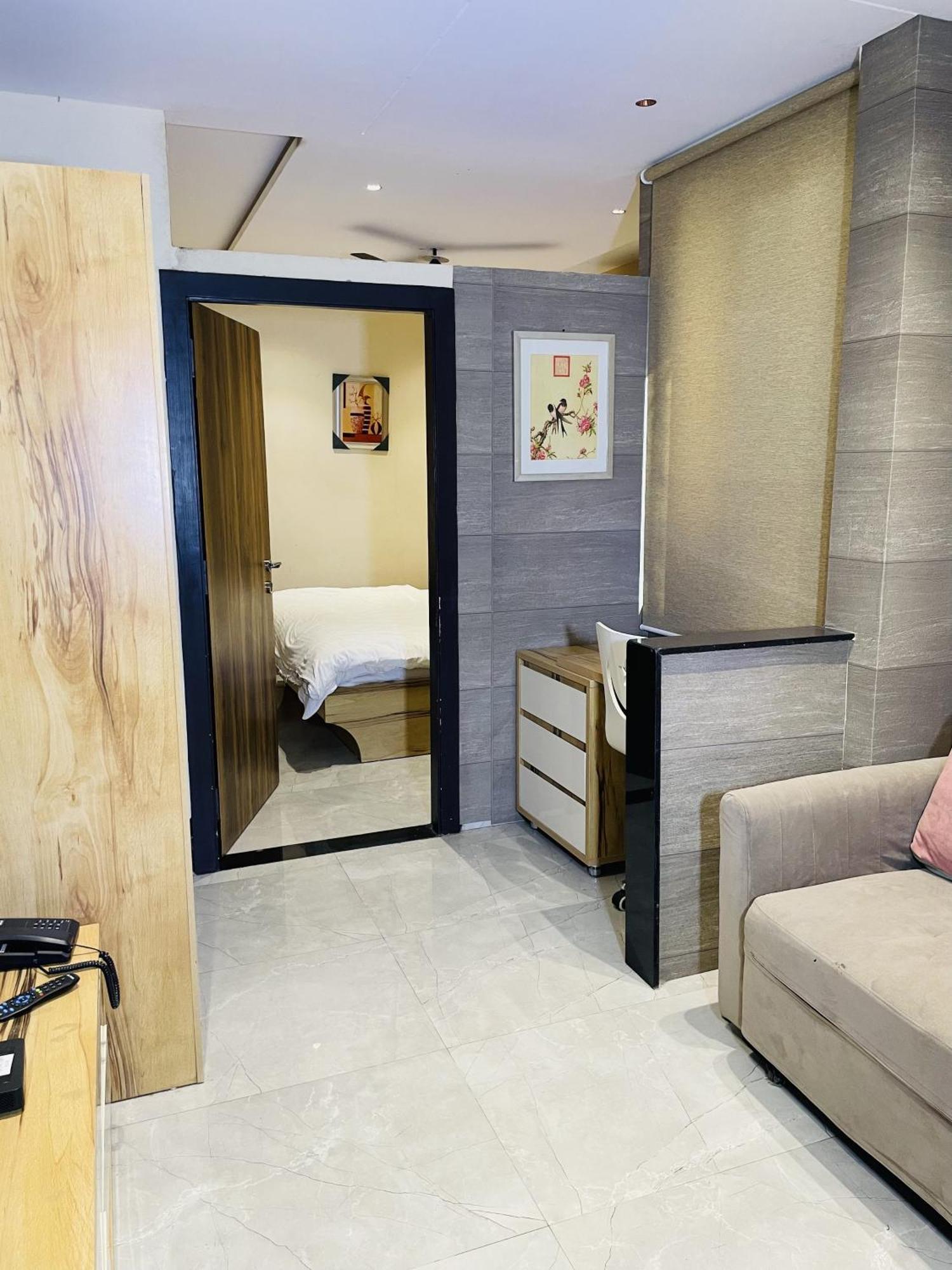 Stayez Studio Apartments Indore Extérieur photo